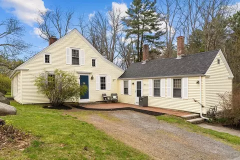 421 Plymouth St, East Bridgewater, MA 02333