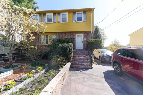 356 Quarry St, Quincy, MA 02169