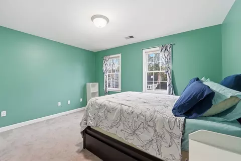 Bedroom - 22 Barrett St, Needham, MA 02492 photo 4 of 5