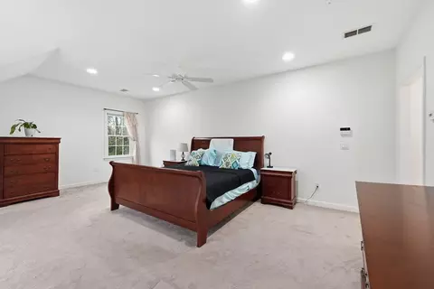 Bedroom - 22 Barrett St, Needham, MA 02492 photo 2 of 5