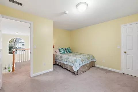 Bedroom - 22 Barrett St, Needham, MA 02492 photo 3 of 5