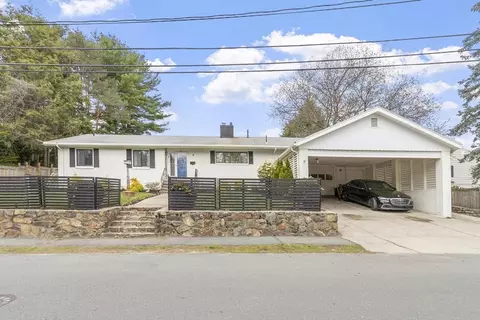 82 Cornell Rd, Marblehead, MA 01945