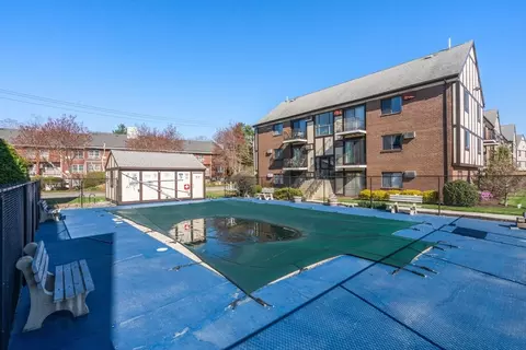 Exterior - 159 Bittersweet Ln #103, Randolph, MA 02368 photo 3 of 4