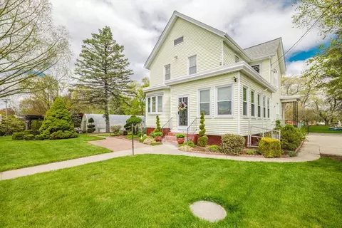 18 Central Ave, Seekonk, MA 02771