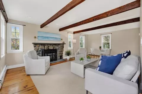 87 Ward St, Hingham, MA 02043 photo 4