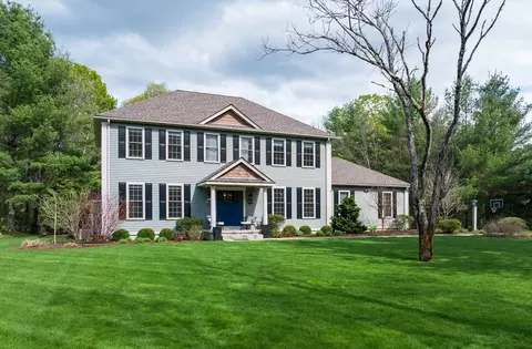 249 Sylvester Rd, Northampton, MA 01062