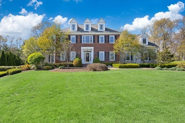 175 Pokanoket Path, Wrentham, MA 02093
