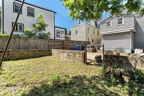 Exterior - 32 Rush St, Somerville, MA 02145 photo 3 of 5