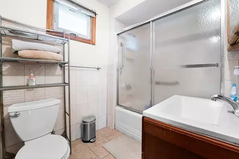 Bath - 32 Rush St, Somerville, MA 02145 photo 1 of 2