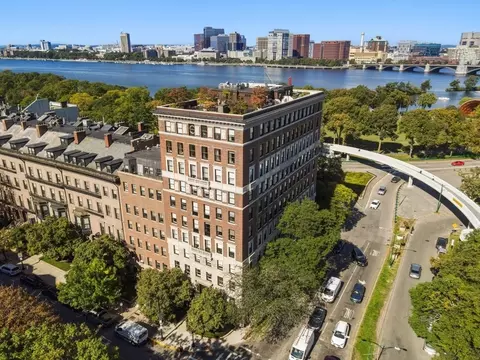 100 Beacon St #PHB, Boston, MA 02116