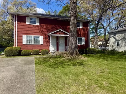 40-42 Henry St, Feeding Hills, MA 01030