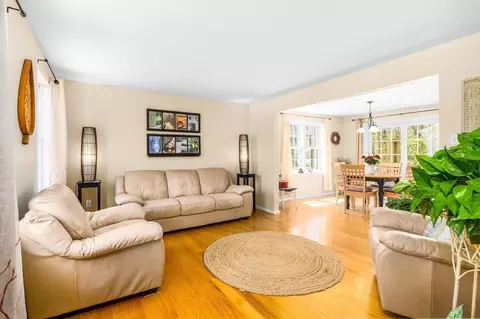 5 Raspberry Ln, Marstons Mills, MA 02648 photo 2