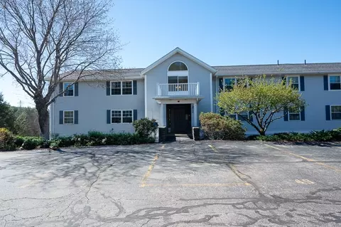 2 Crestview Dr #48, Spencer, MA 01562 photo 2