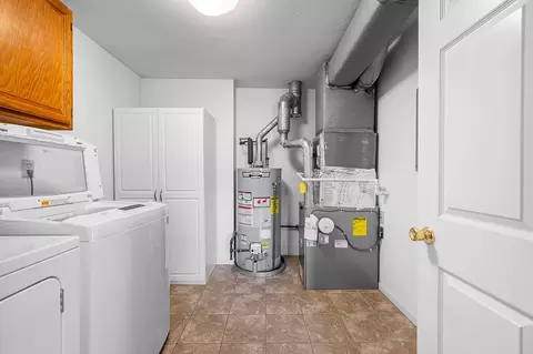 2 Crestview Dr #48, Spencer, MA 01562 photo 20