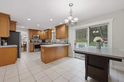 324 W Sutton Rd, Sutton, MA 01590 photo 9