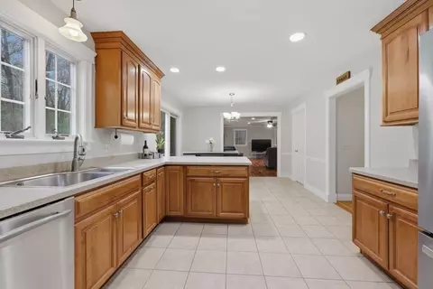 324 W Sutton Rd, Sutton, MA 01590 photo 13