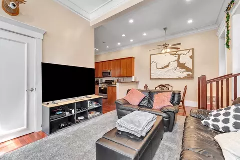 253 E St #1, Boston, MA 02127 photo 9