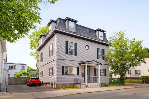 7 Carmel St, Chelsea, MA 02150
