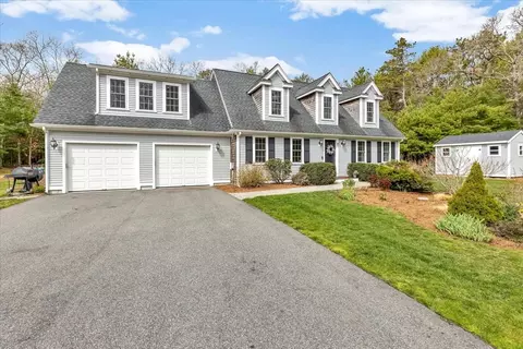 47 Crosswinds Way, Falmouth, MA 02536