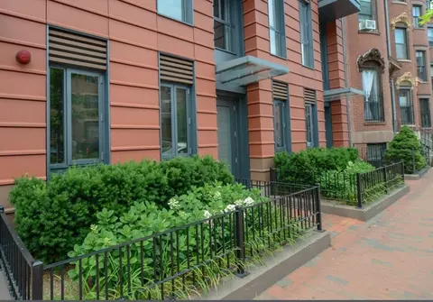 691 Massachusetts Ave #102, Boston, MA 02118