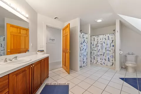 Bath - 117 Ayer Rd, Harvard, MA 01451 photo 4 of 4