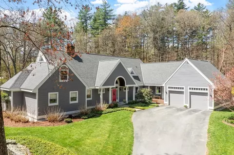 117 Ayer Rd, Harvard, MA 01451