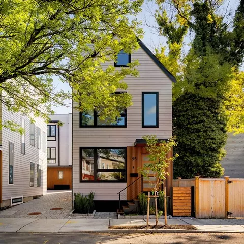 33 Webster Ave #33, Cambridge, MA 02141