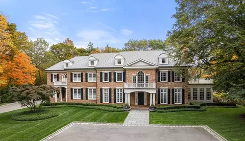 41 Skating Pond Rd, Weston, MA 02493