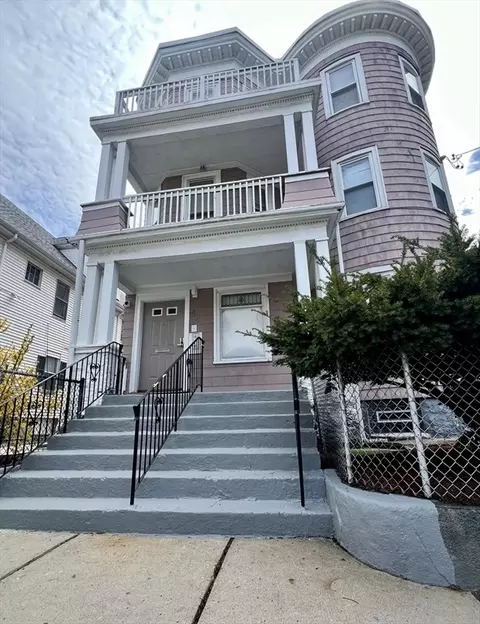 40 Barry St, Boston, MA 02125