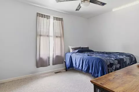Bedroom - 19 Fairfield Dr, Dudley, MA 01571 photo 4 of 4