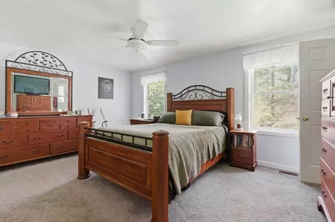 Bedroom - 19 Fairfield Dr, Dudley, MA 01571 photo 1 of 4