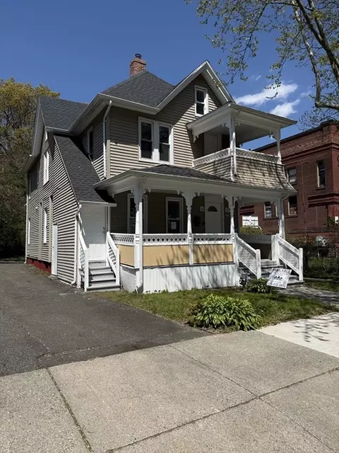 108 Alden St, Springfield, MA 01109