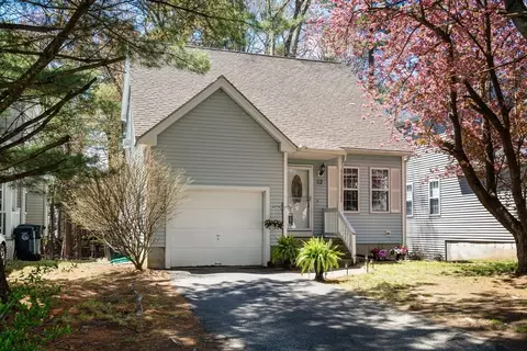 12 Magnolia Ln, Marlborough, MA 01752