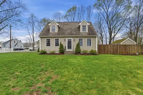 11 California Ave, Bellingham, MA 02019