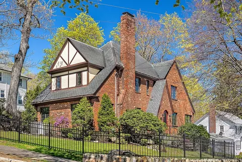 51 Fairfield St, Newton, MA 02460