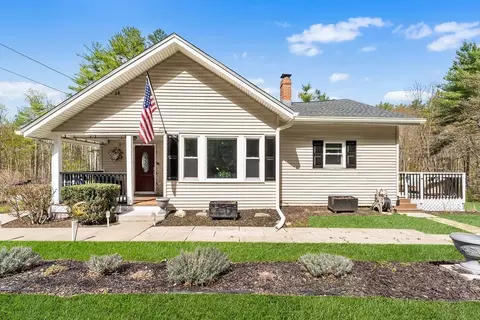 230 Southbridge Rd, Charlton, MA 01507