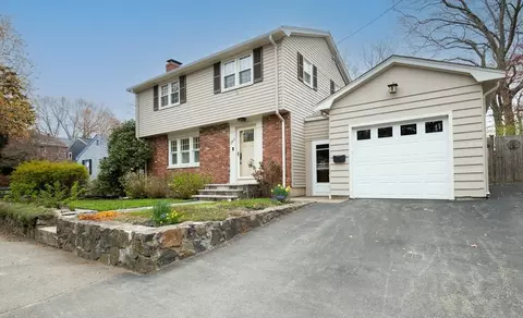 189 W Shore Dr, Marblehead, MA 01945