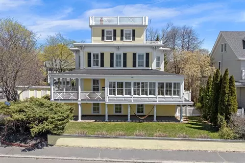 90 Puritan Rd, Swampscott, MA 01907