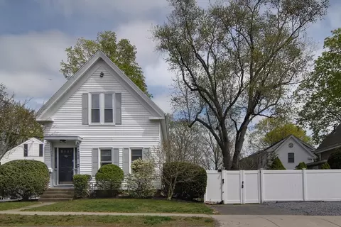 10 Forest Ave, Natick, MA 01760