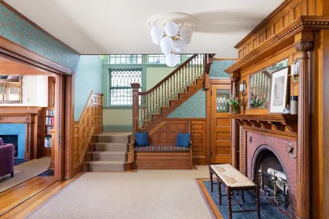 Entry Way - 80 Mason Ter, Brookline, MA 02446 photo 1 of 1