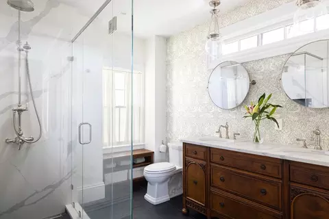 Bath - 80 Mason Ter, Brookline, MA 02446 photo 2 of 4