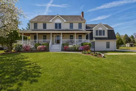 3 Taylor Rd, Bellingham, MA 02019