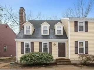 165 Wellman Ave #165, Chelmsford, MA 01863