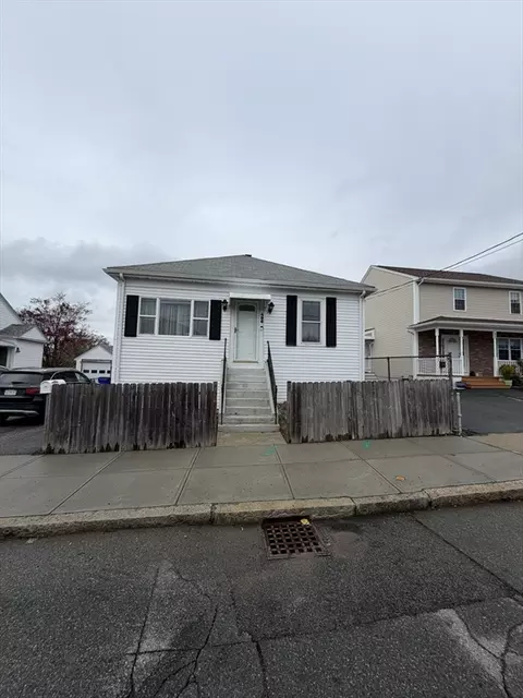 496 Tucker St, Fall River, MA 02721