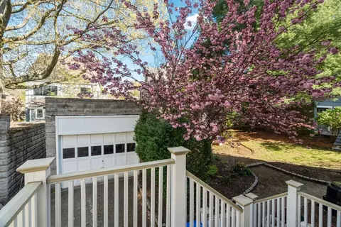 Exterior - 121 Thorndike St, Brookline, MA 02446 photo 6 of 12