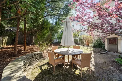 Exterior - 121 Thorndike St, Brookline, MA 02446 photo 10 of 12