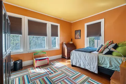 Bedroom - 121 Thorndike St, Brookline, MA 02446 photo 2 of 6