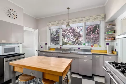 Kitchen - 121 Thorndike St, Brookline, MA 02446 photo 5 of 6