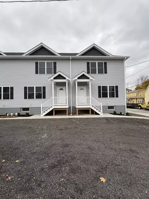 184 Avenue C #-M2, Woonsocket, RI 02895