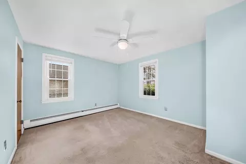 Bedroom - 100 Assumption Ave, Worcester, MA 01606 photo 5 of 10